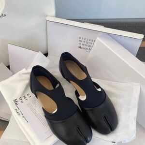 Maison Martin Margiela Black Tabi Loafers